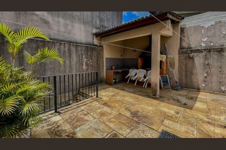 Casa de condomínio à venda com 651m², 4 quartos e 5 vagas