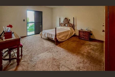 Casa de condomínio à venda com 651m², 4 quartos e 5 vagas