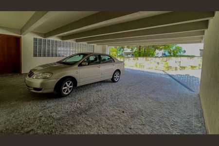 Casa de condomínio à venda com 651m², 4 quartos e 5 vagas