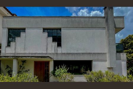 Casa de condomínio à venda com 651m², 4 quartos e 5 vagas