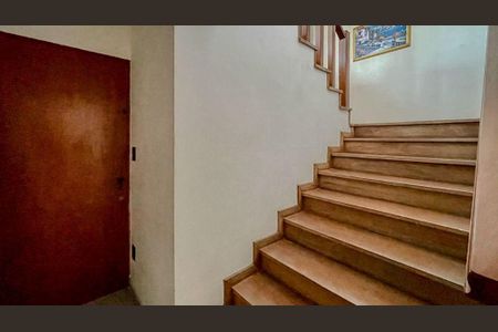 Casa de condomínio à venda com 651m², 4 quartos e 5 vagas