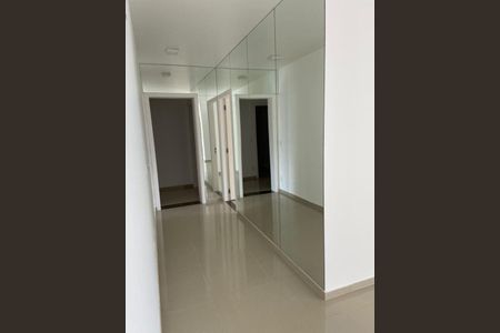 Apartamento à venda com 4 quartos, 245m² em Alphaville Industrial, Barueri