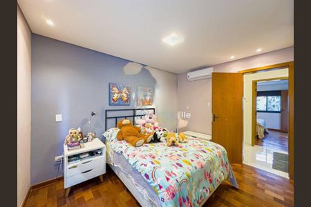 Casa à venda com 4 quartos, 296m² em Jardim Paula, Santana de Parnaíba