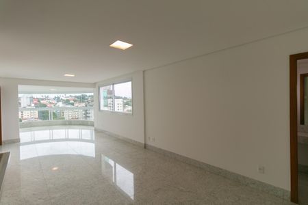 Apartamento à venda com 4 quartos, 195m² em São Luiz, Belo Horizonte