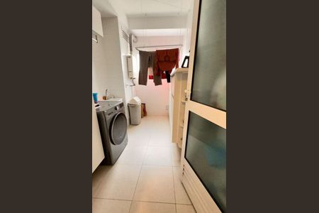 Apartamento à venda com 2 quartos, 79m² em Empresarial 18 do Forte, Barueri