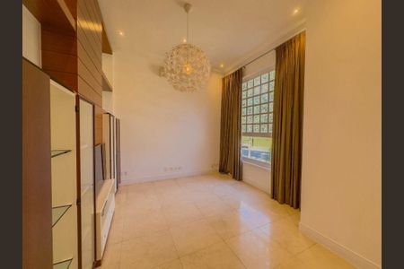 Casa de Condomínio à venda com 4 quartos, 550m² em  Alphaville, Santana de Parnaíba
