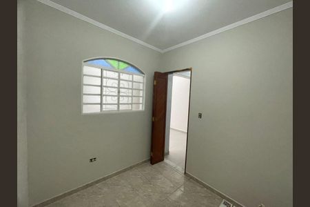 Casa à venda com 3 quartos, 169m² em Vila Carrão, São Paulo
