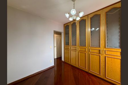 Apartamento à venda com 180m², 4 quartos e 4 vagasSuite 2