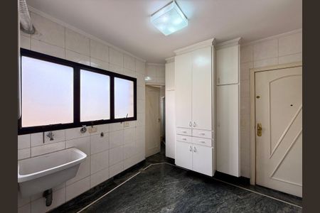 Apartamento à venda com 180m², 4 quartos e 4 vagasÁrea de Serviço