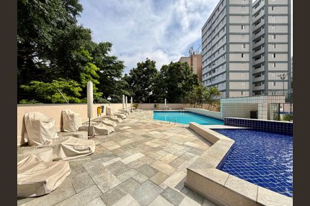 Apartamento à venda com 180m², 4 quartos e 4 vagasPiscina 