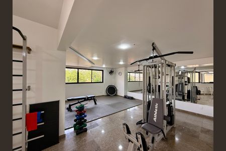 Apartamento à venda com 180m², 4 quartos e 4 vagasAcademia