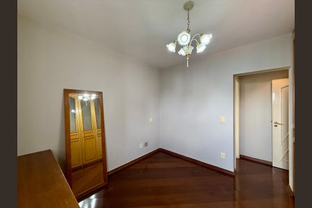 Apartamento à venda com 180m², 4 quartos e 4 vagasSuite 2