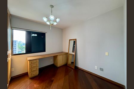 Apartamento à venda com 180m², 4 quartos e 4 vagasSuite 2