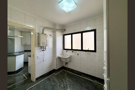 Apartamento à venda com 180m², 4 quartos e 4 vagasÁrea de Serviço