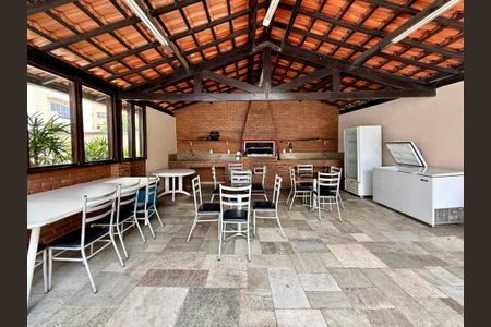 Apartamento à venda com 180m², 4 quartos e 4 vagasChurrasqueira 