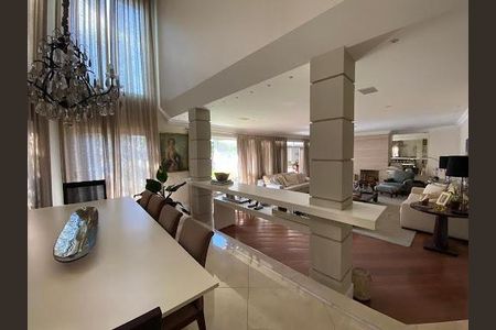 Casa à venda com 4 quartos, 586m² em Tamboré, Barueri