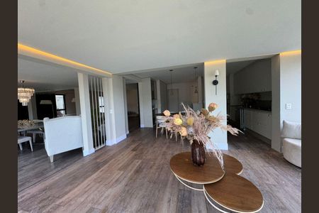 Casa à venda com 5 quartos, 420m² em Jardim Paulista, Barueri