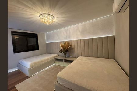 Casa à venda com 5 quartos, 420m² em Jardim Paulista, Barueri