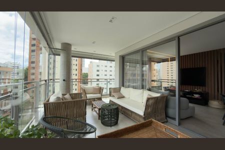 Foto 17 de apartamento à venda com 3 quartos, 117m² em Indianópolis, São Paulo