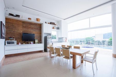 Casa à venda com 4 quartos, 668m² em Colinas da Anhanguera, Santana de Parnaíba