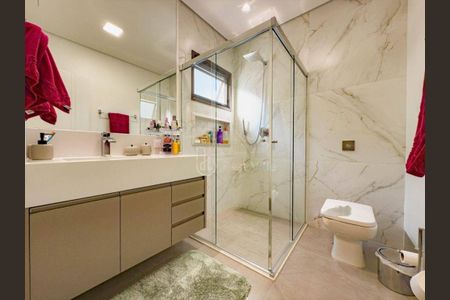 Casa à venda com 350m², 4 quartos e 4 vagas