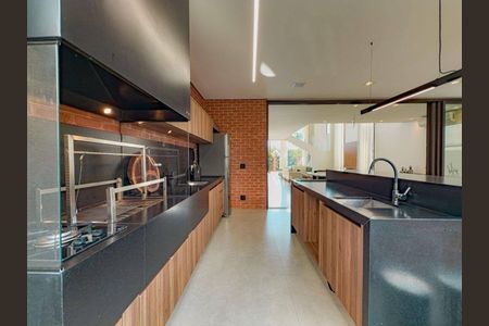 Casa à venda com 350m², 4 quartos e 4 vagas