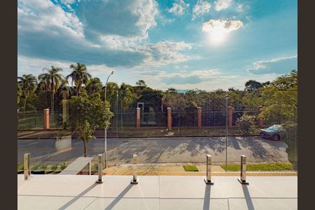 Casa à venda com 350m², 4 quartos e 4 vagas