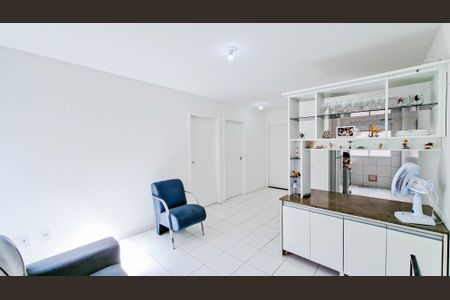 Sala de apartamento para alugar com 2 quartos, 50m² em Vila Alzira, Guarulhos