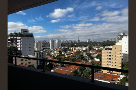 Apartamento à venda com 2 quartos, 111m² em Sumaré, São Paulo