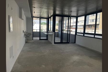 Apartamento à venda com 111m², 2 quartos e 1 vaga