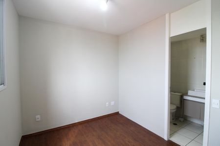 Apartamento à venda com 70m², 3 quartos e 1 vagaQuarto 2