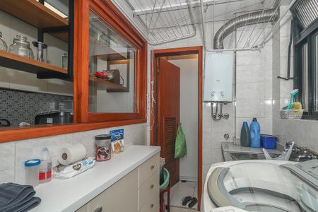 Apartamento à venda com 105m², 3 quartos e 1 vagaÁrea de Serviço
