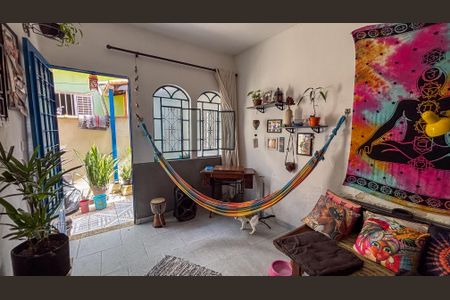 Sala de casa para alugar com 2 quartos, 60m² em Centro, Jacareí