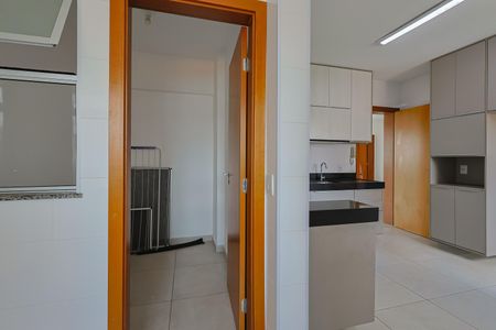 Apartamento à venda com 130m², 4 quartos e 3 vagasÁrea de Serviço