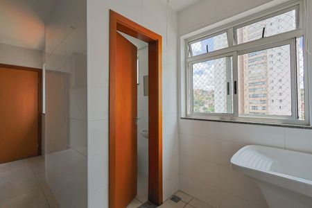 Apartamento à venda com 130m², 4 quartos e 3 vagasÁrea de Serviço