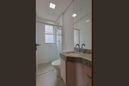 Apartamento à venda com 130m², 4 quartos e 3 vagasBanheiro da Suíte 1