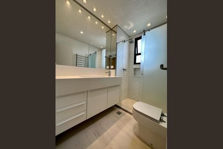 Apartamento à venda com 2 quartos, 122m² em Empresarial 18 do Forte, Barueri