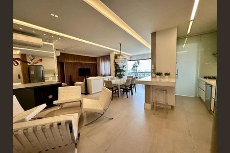 Apartamento à venda com 2 quartos, 122m² em Empresarial 18 do Forte, Barueri