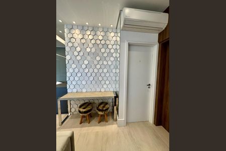 Apartamento à venda com 2 quartos, 122m² em Empresarial 18 do Forte, Barueri