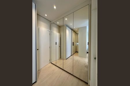 Apartamento à venda com 2 quartos, 122m² em Empresarial 18 do Forte, Barueri