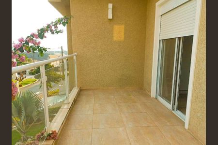 Casa de Condomínio à venda com 3 quartos, 224m² em Parque Sinai, Santana de Parnaíba