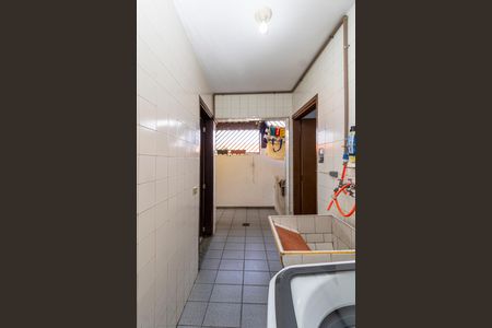 Casa à venda com 250m², 3 quartos e 3 vagasÁrea de Serviço