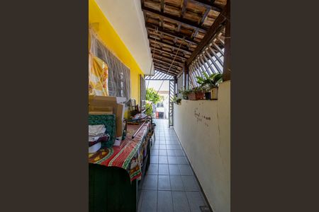 Casa à venda com 250m², 3 quartos e 3 vagasCorredor Lateral