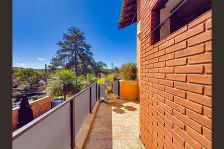Casa à venda com 457m², 4 quartos e 3 vagas