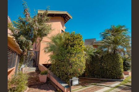 Casa à venda com 457m², 4 quartos e 3 vagas