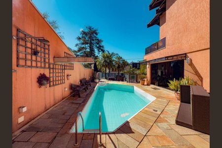 Casa à venda com 457m², 4 quartos e 3 vagas