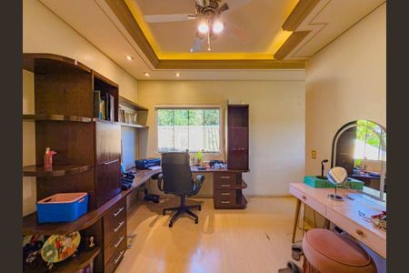 Casa à venda com 457m², 4 quartos e 3 vagas