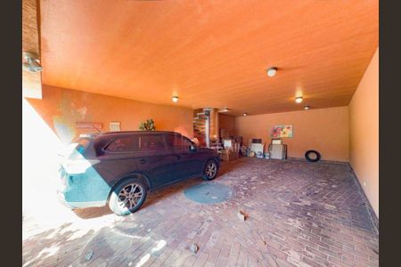 Casa à venda com 457m², 4 quartos e 3 vagas