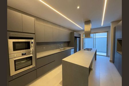 Casa de Condomínio à venda com 5 quartos, 813m² em Alphaville Residencial Um, Barueri