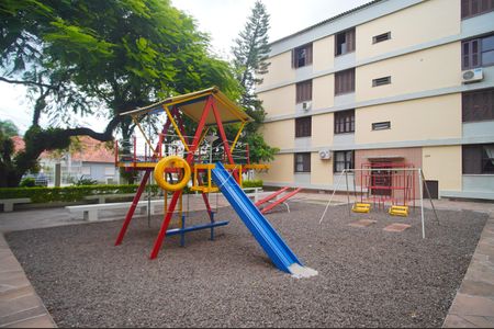 Apartamento para alugar com 55m², 2 quartos e sem vagaÁrea comum - Playground